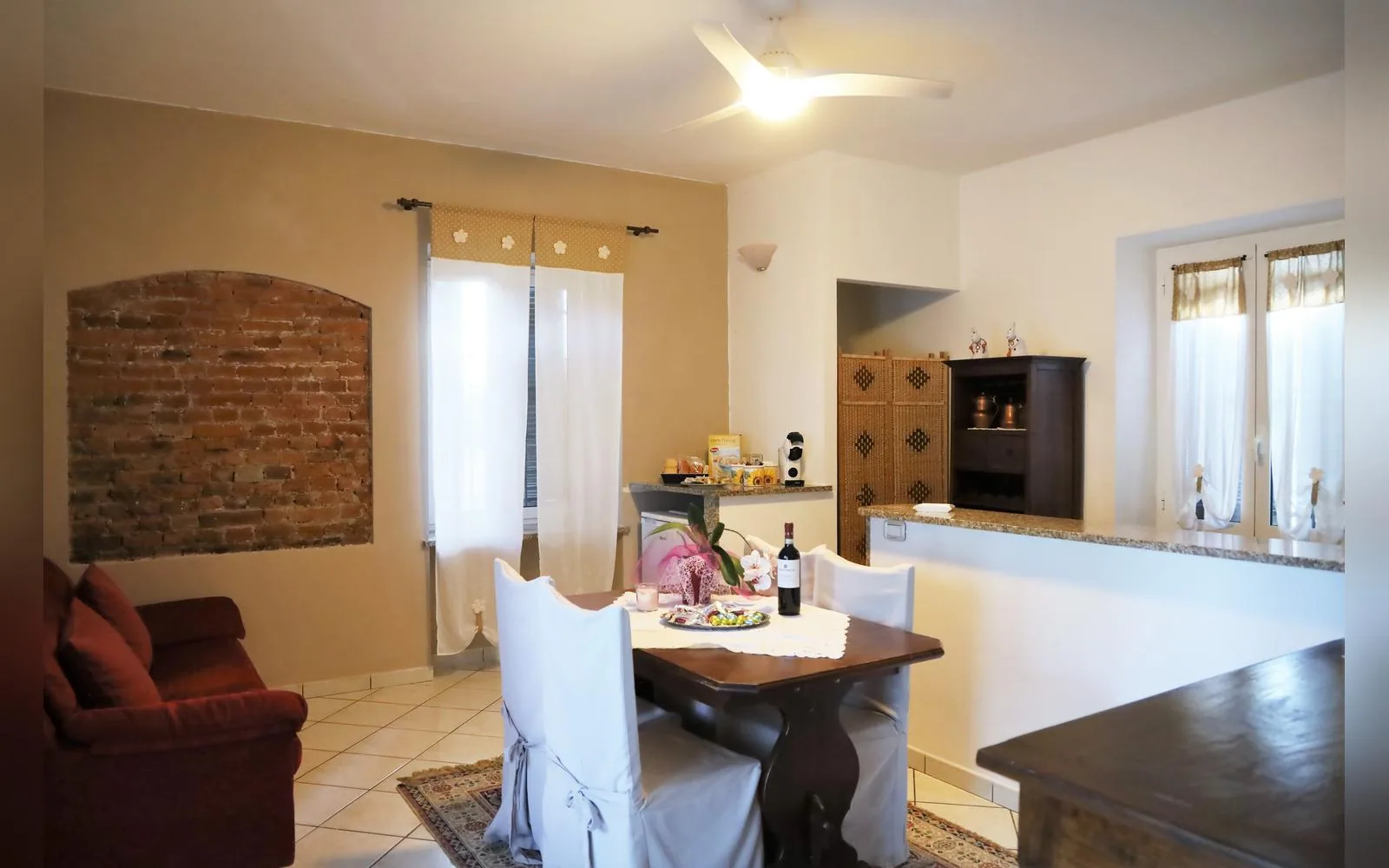 Camera di Casa del Miglio, Castell'Alfero (Piemonte) (foto 52)