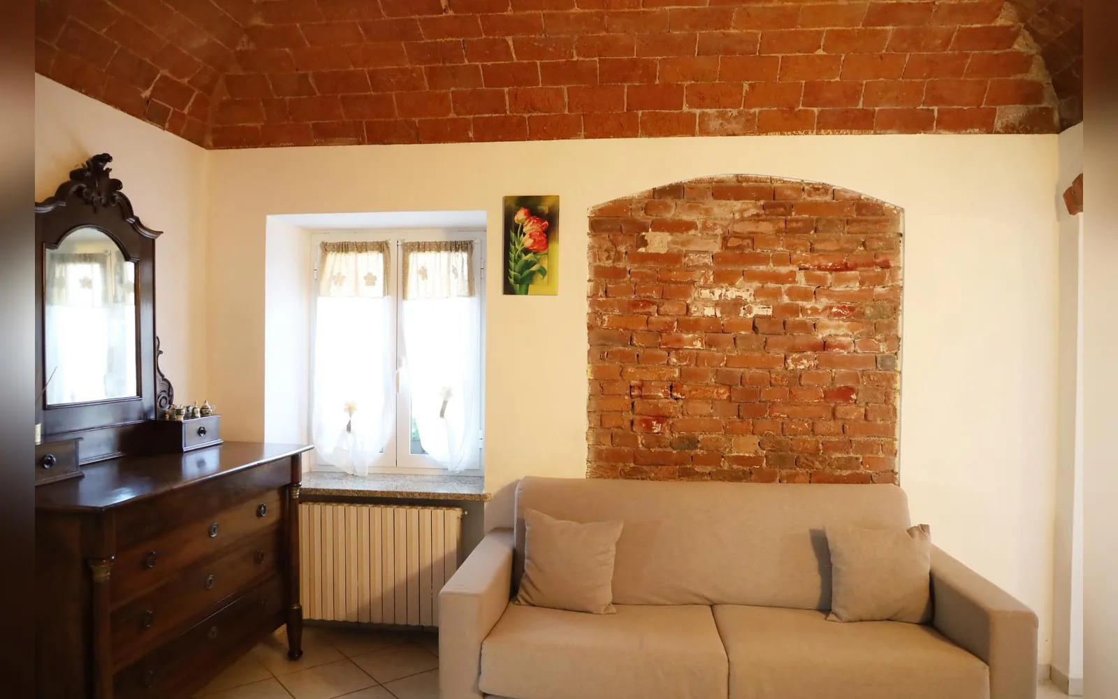 Camera di Casa del Miglio, Castell'Alfero (Piemonte) (foto 62)